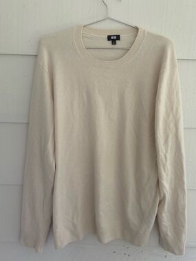 Uniqlo 100% Cashmere Sweater Men’s Large Ivory Crew Neck Pullover Casual Basic